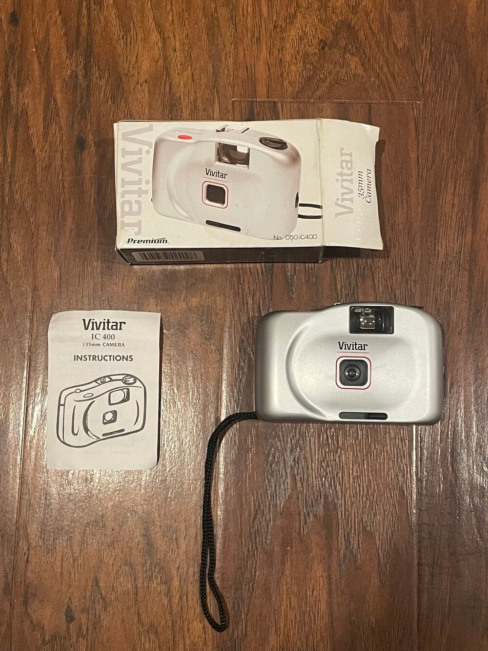 Vivitar IC 400 Point-And-Shoot 35mm Film Camera Retro